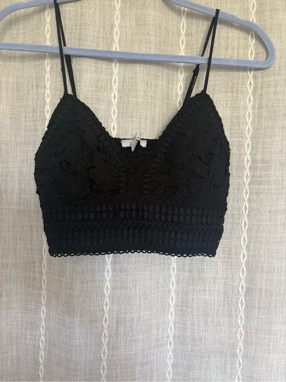 Love Tree Black Lace Cropped Bralette Tank